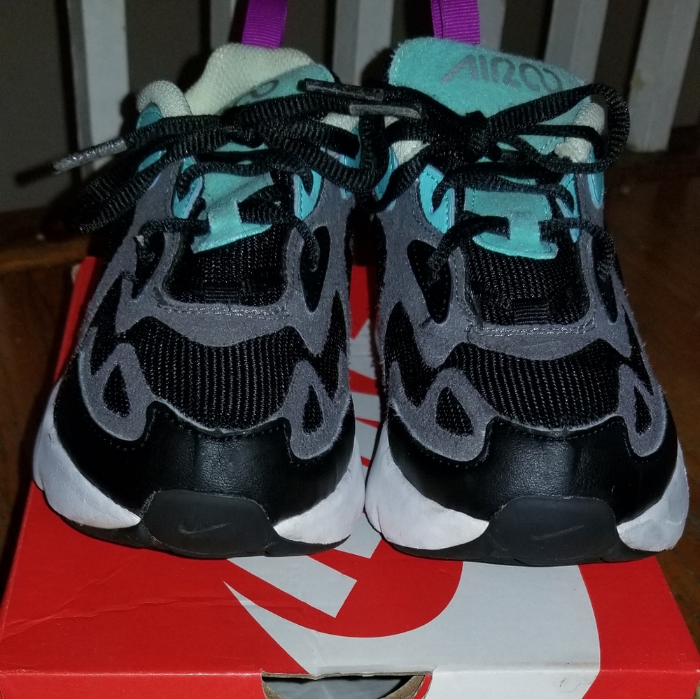 Nike Air Max 200 sneakers